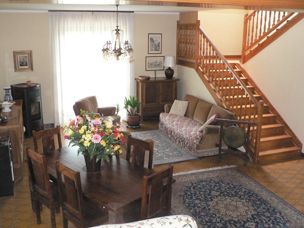 La Via Del Sole Bed and Breakfast Susa Εξωτερικό φωτογραφία